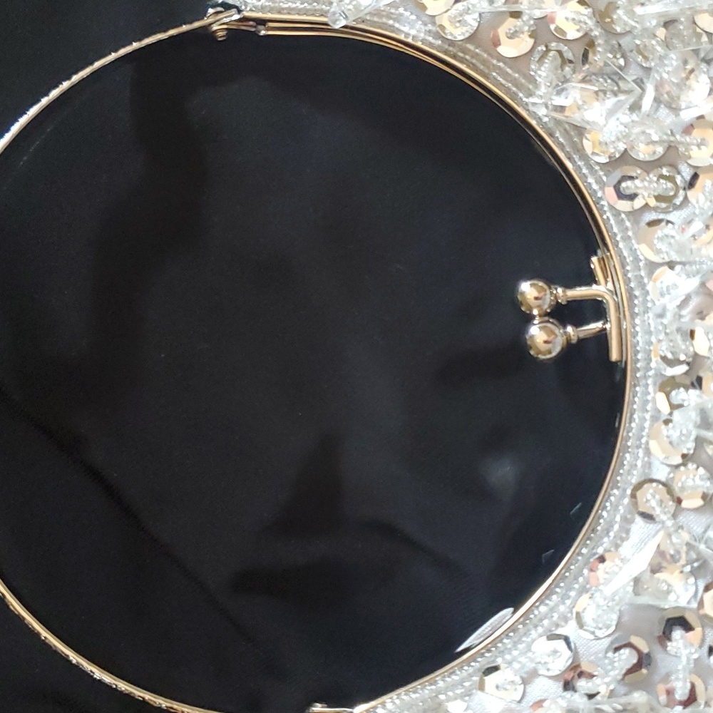 Handbag - Picture 5 of 5
